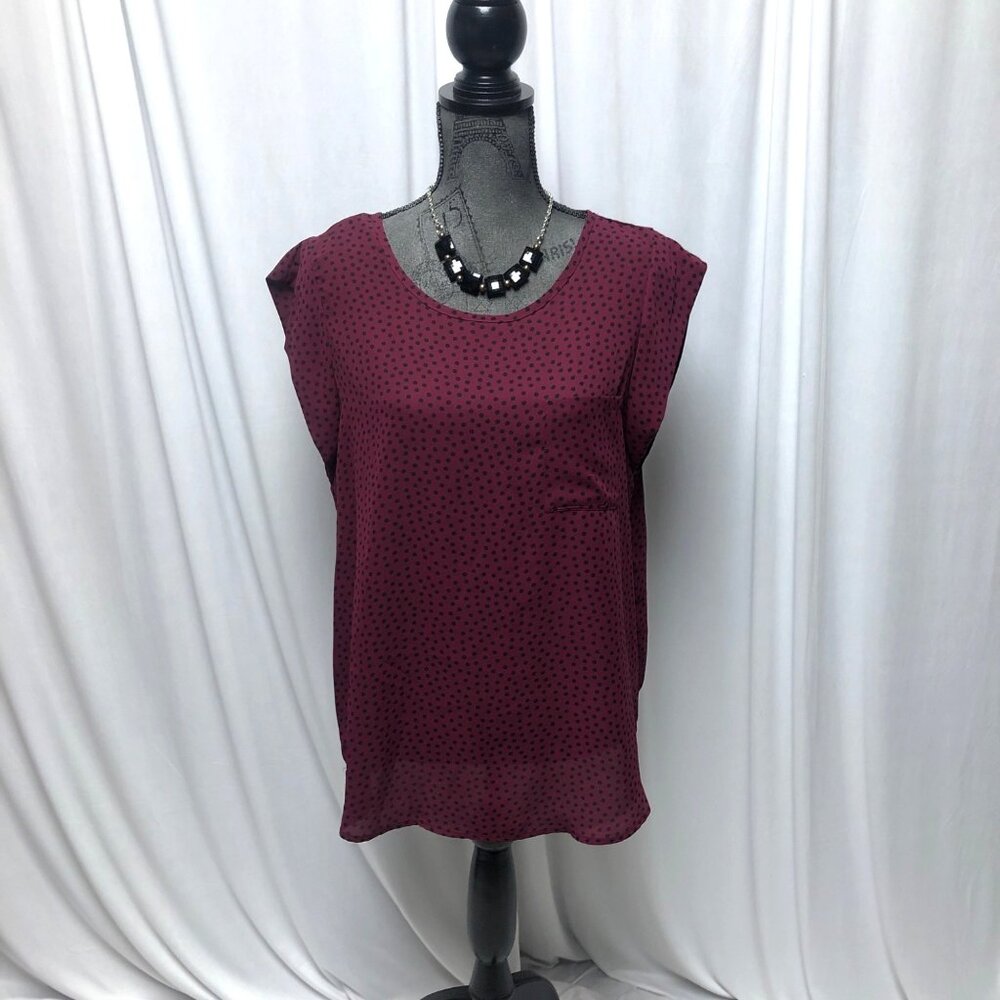 Alice Blue Blouse Womens Size XL Burgundy Black Dots Round Neck Cap Sleeve Top